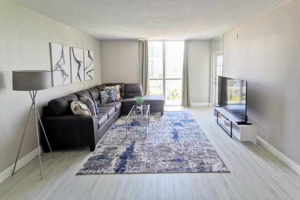 Luxury Stylish Oceanfront 2 Bedroom 2 Bathroom In Hollywood Fl Dış mekan fotoğraf