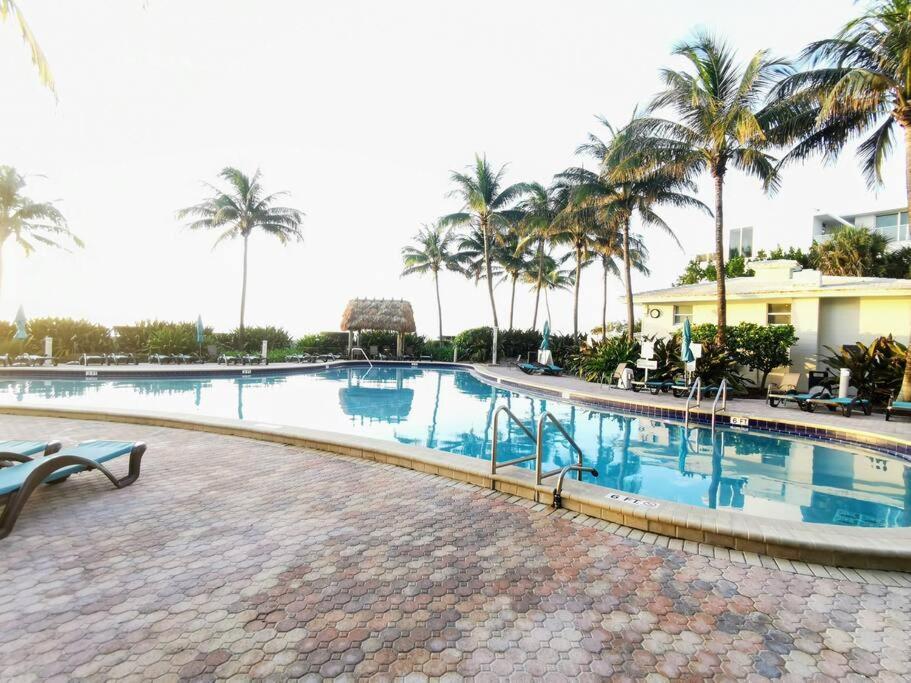 Luxury Stylish Oceanfront 2 Bedroom 2 Bathroom In Hollywood Fl Dış mekan fotoğraf