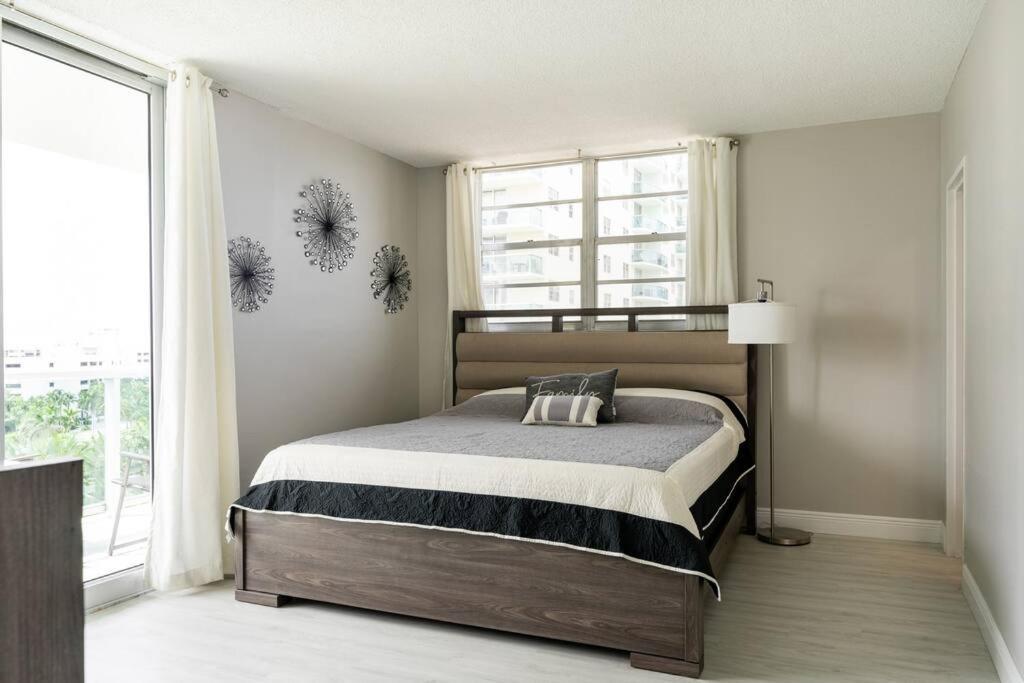 Luxury Stylish Oceanfront 2 Bedroom 2 Bathroom In Hollywood Fl Dış mekan fotoğraf